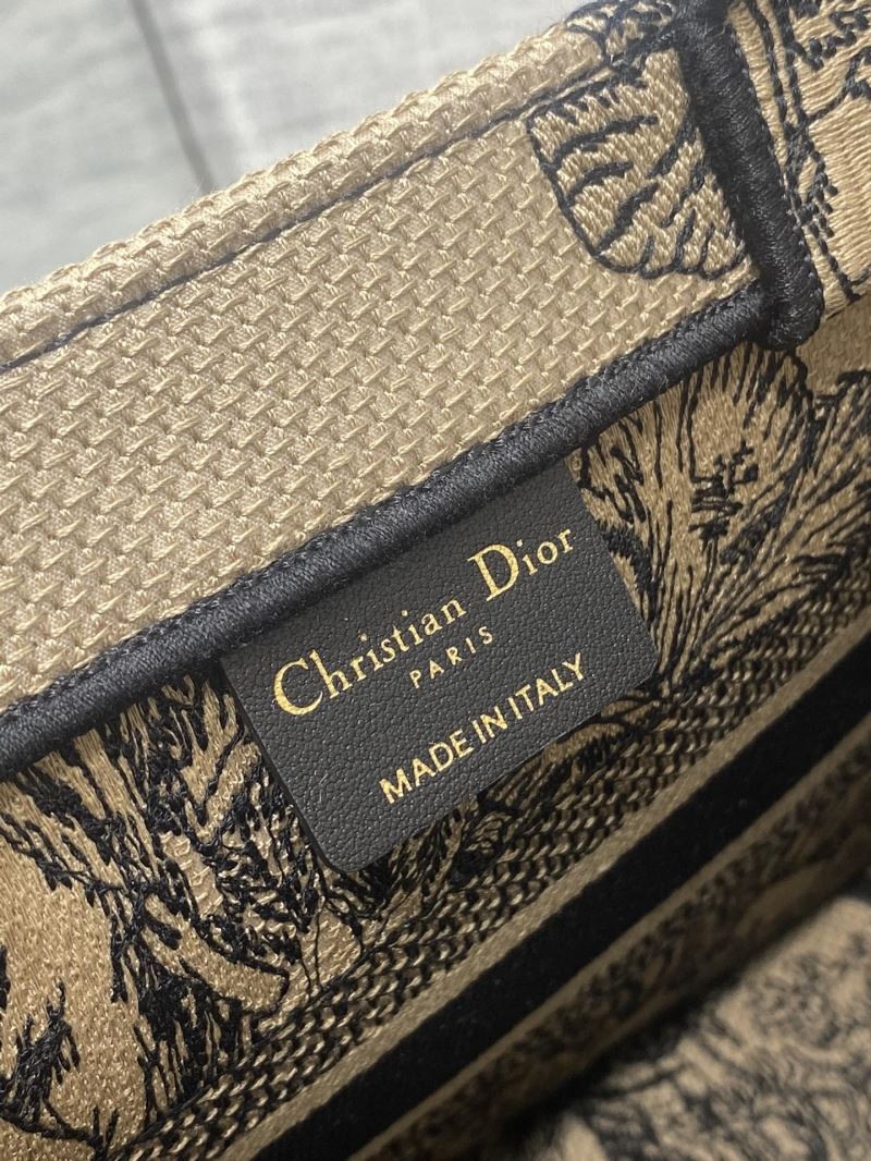 Christian Dior Shopping Bags